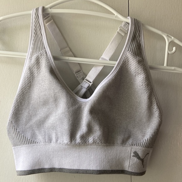 Puma 2 pack sports bras, one black, the other white.  Small - Picture 7 of 8